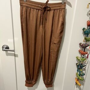 Women's Coffee Ankle Pants, NWT, Small